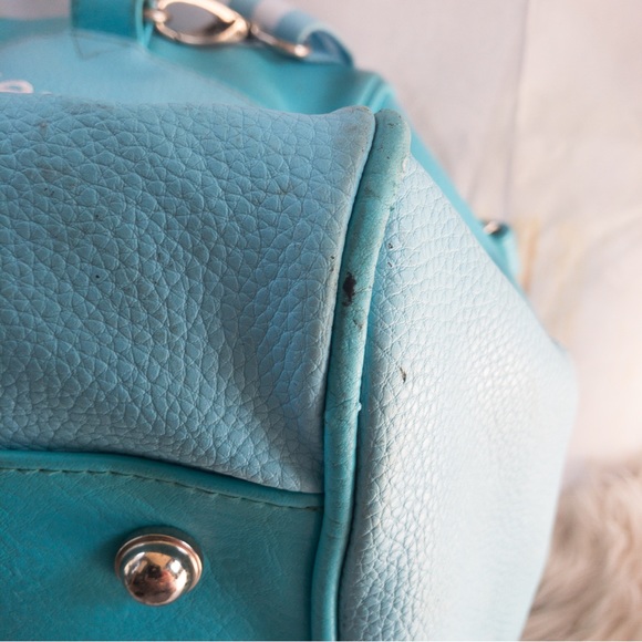 VINTAGE Lululemon Gym/Travel Bag - Picture 13 of 16